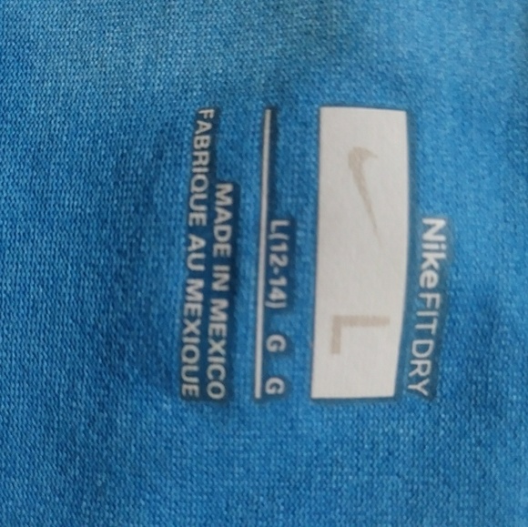 Nike Fit Dry T-Shirt - Picture 5 of 8